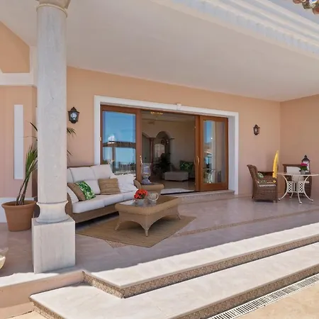 فندق مبيت وإفطار Luxury Villa Bellagio 1-3 Rooms Rented To Adults Only *